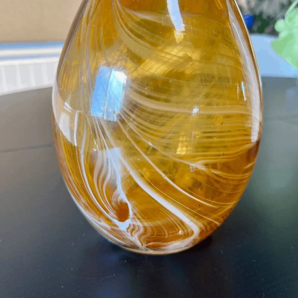 Vintage Huluping Hand Blown Brown and White Swirl Art Glass Hourglass Vase